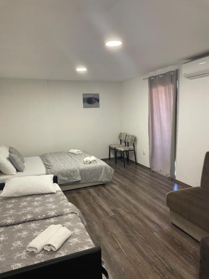 Pansion Luka Hotel เมจูโกเรีย ภายนอก รูปภาพ
